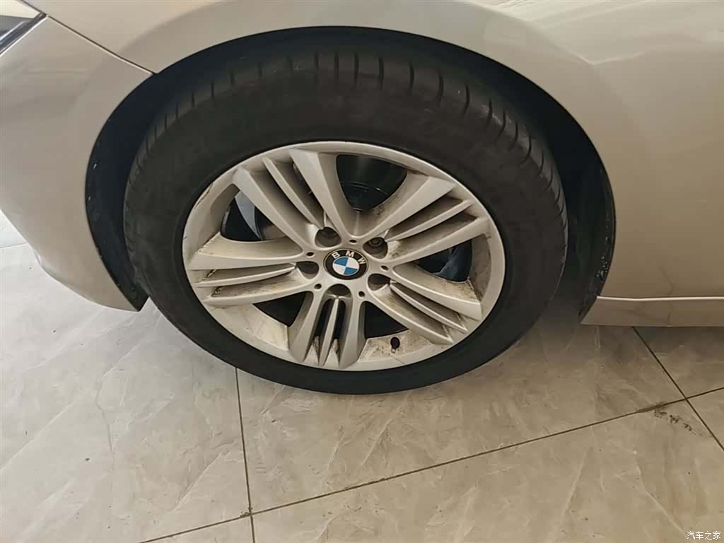BMW 3 Series, 2016 23