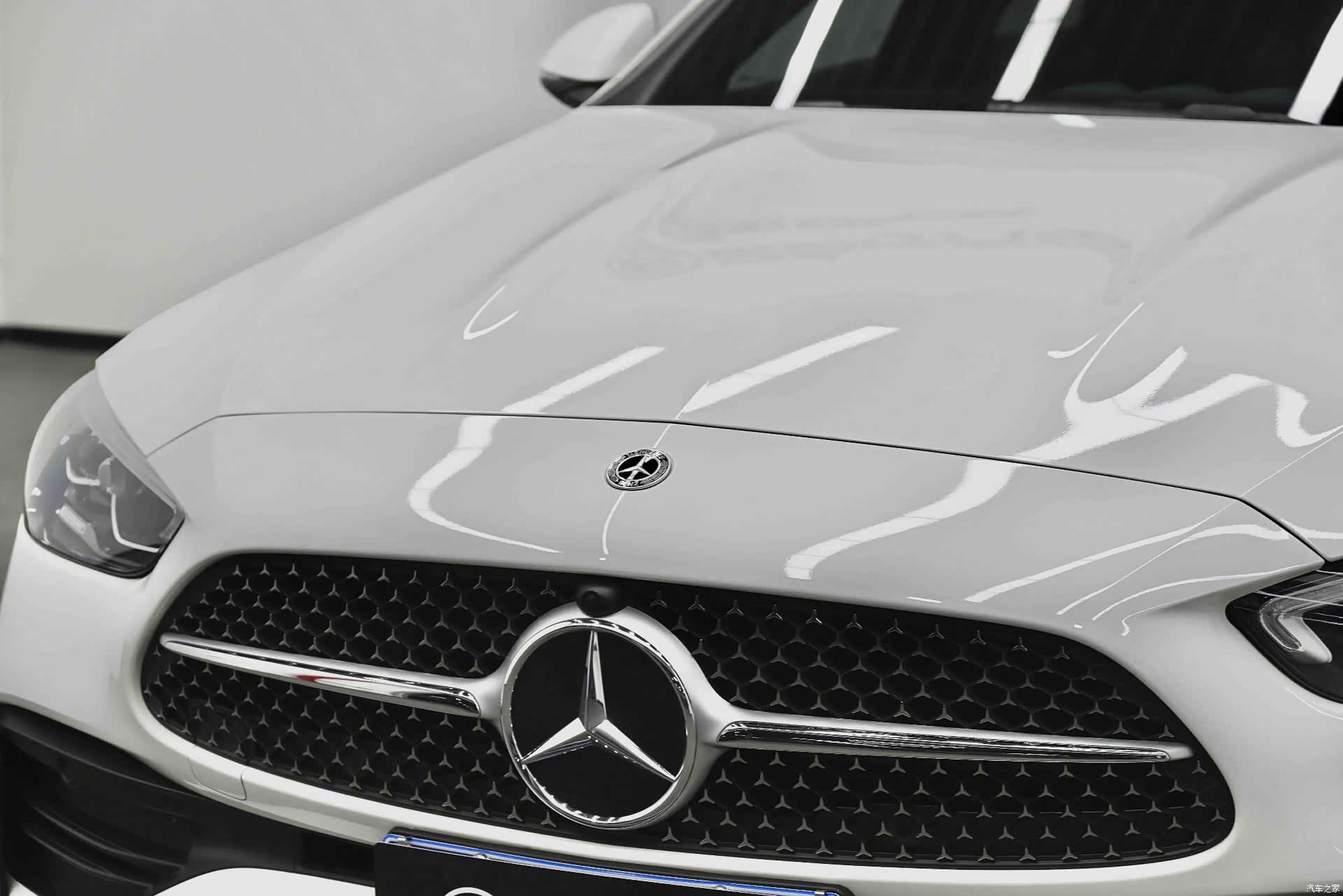 Mercedes-Benz C-Class, 2024 14