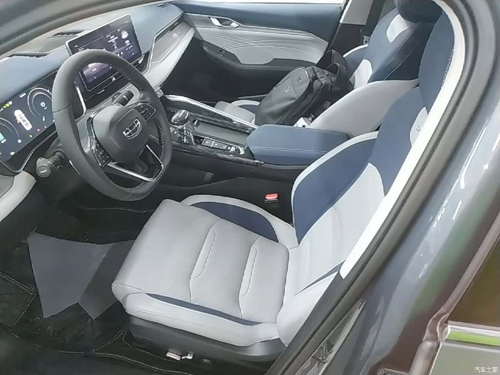 Geely Preface, 2021 15