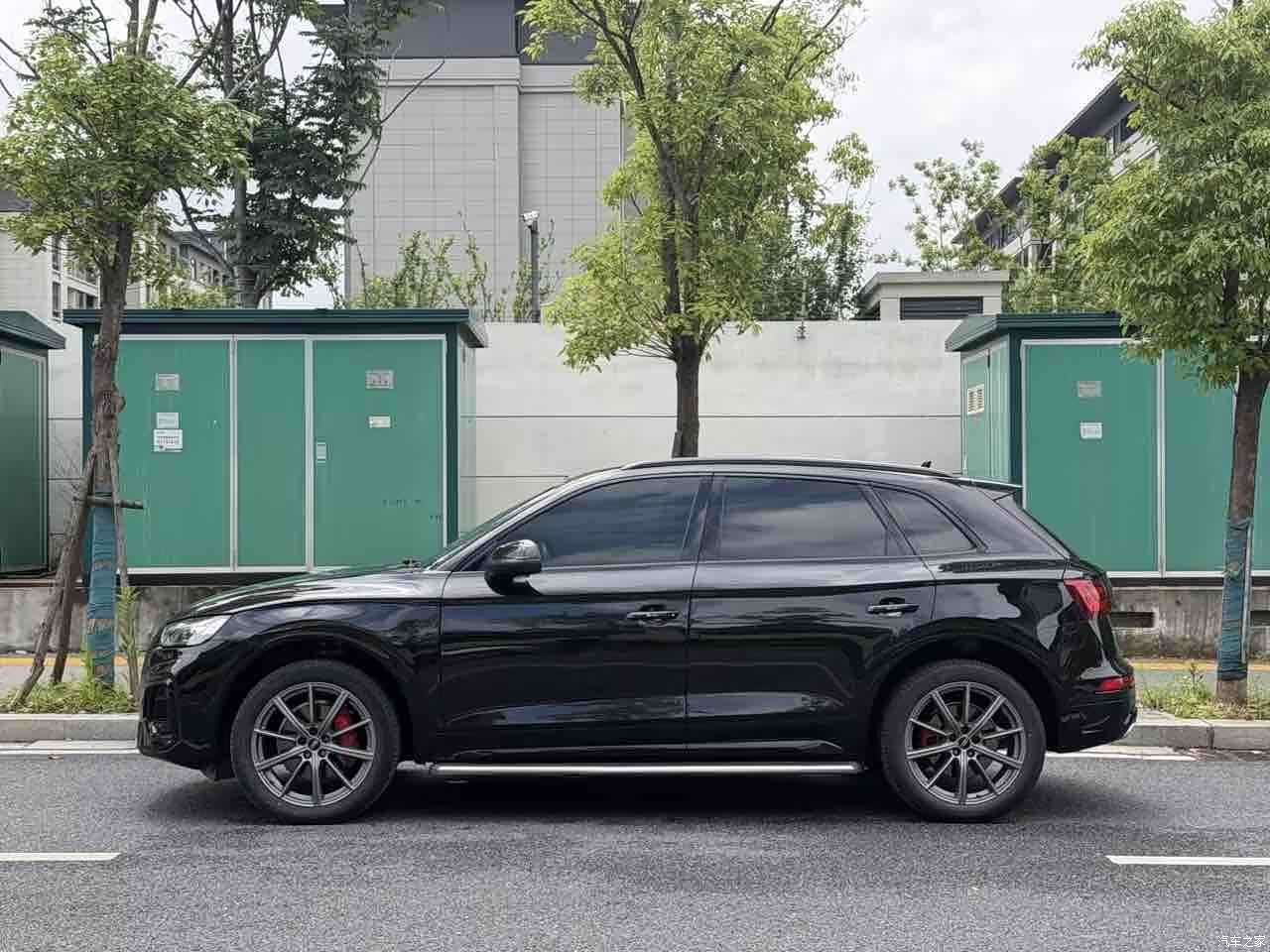 Audi Q5L, 2022 2