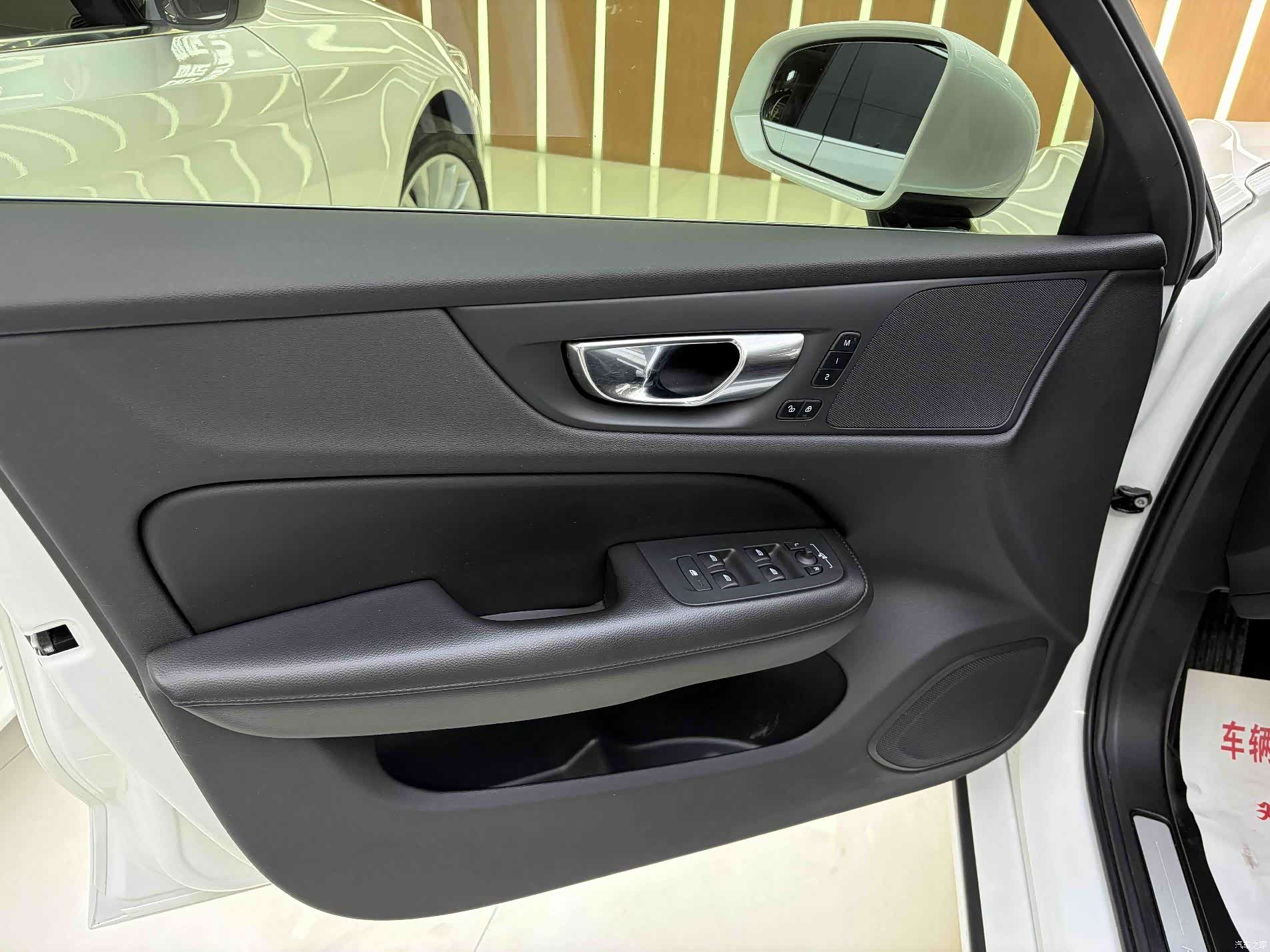Volvo S60, 2020 14