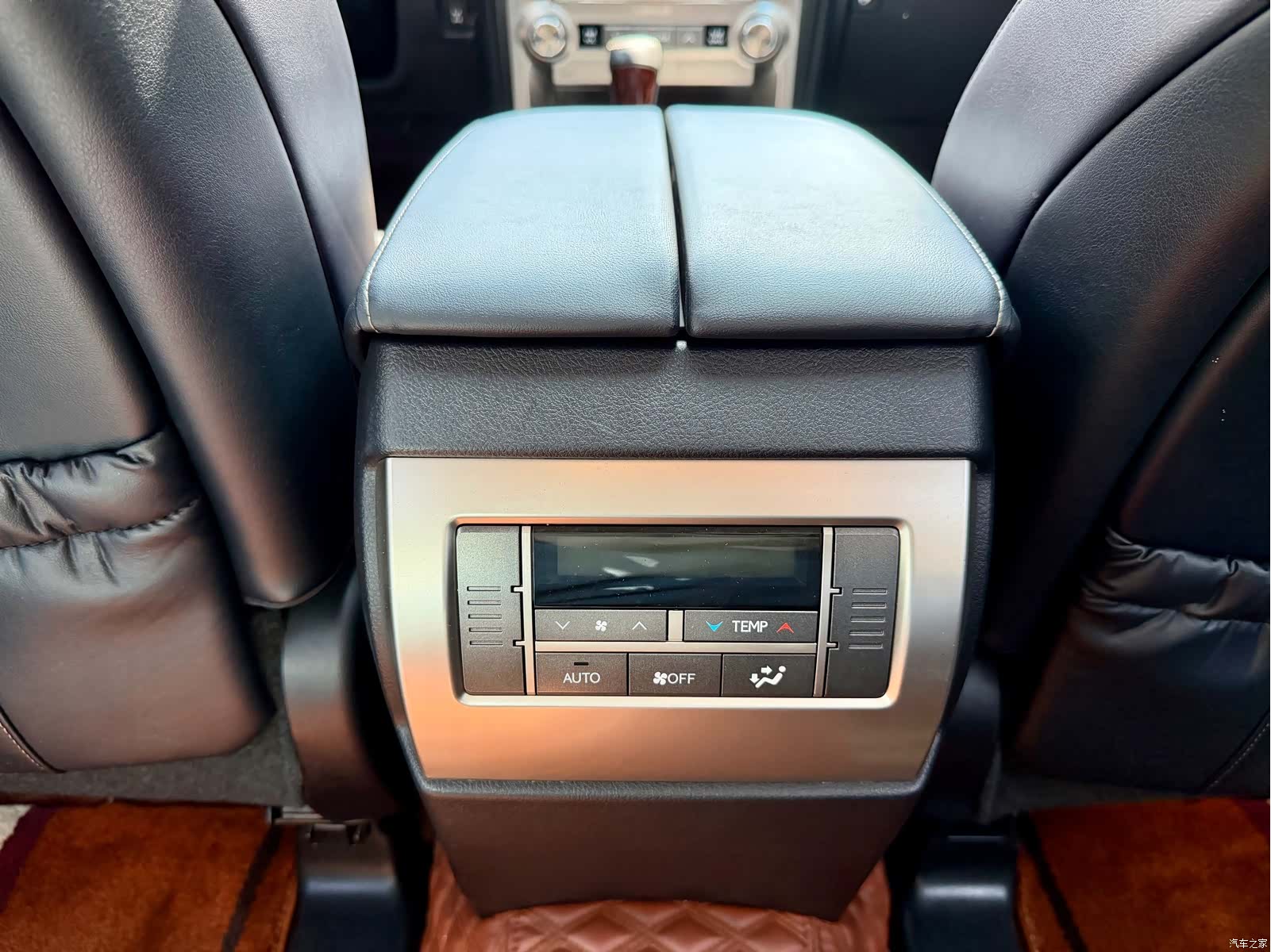 Lexus GX, 2019 25