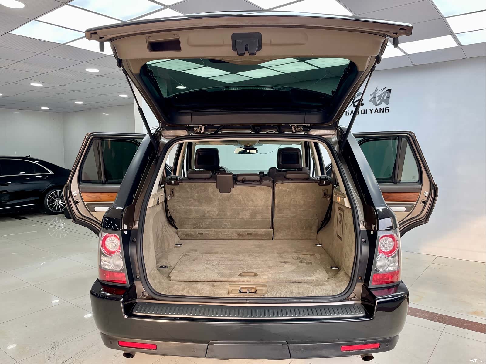 Land Rover Range Rover, 2010 20
