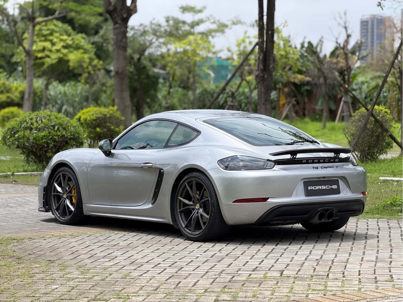 Porsche Cayman, 2020 9