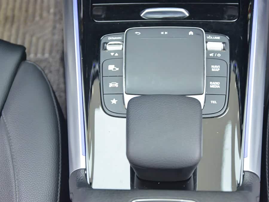 Mercedes-Benz GLA 2022, фото 9