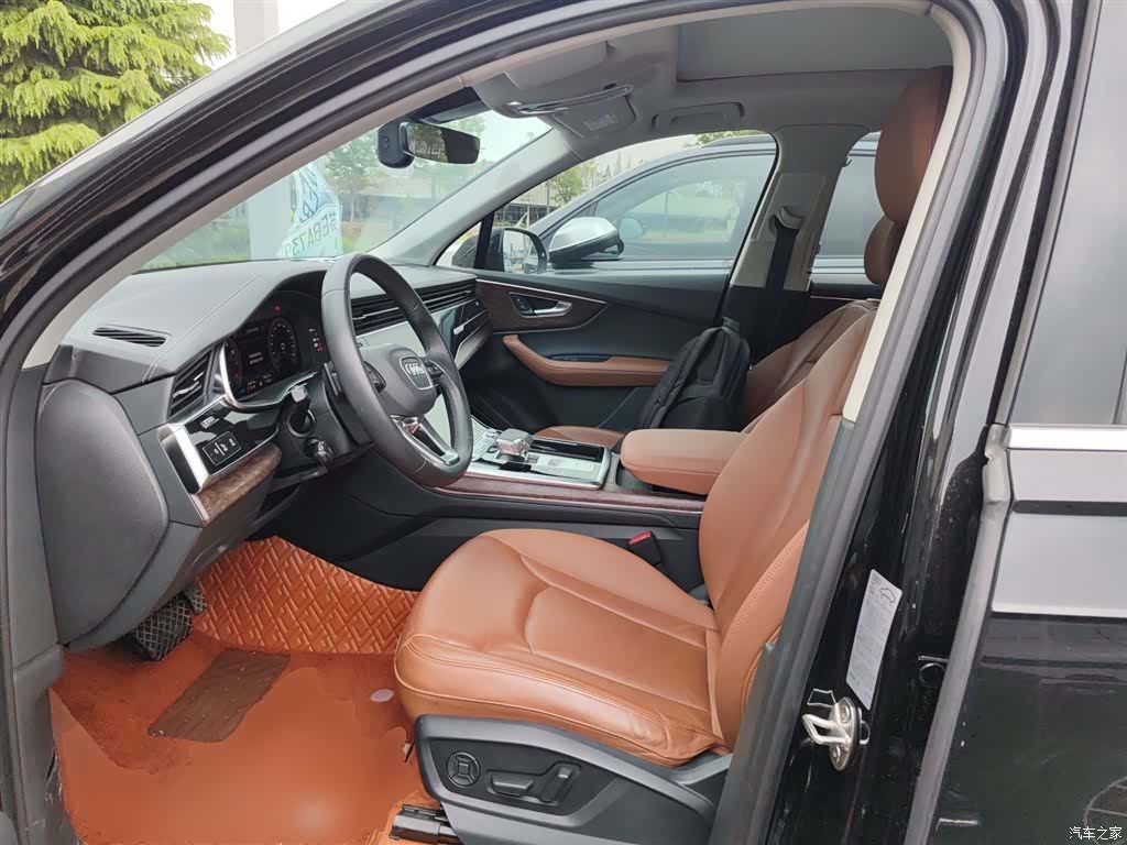Audi Q7, 2024 11