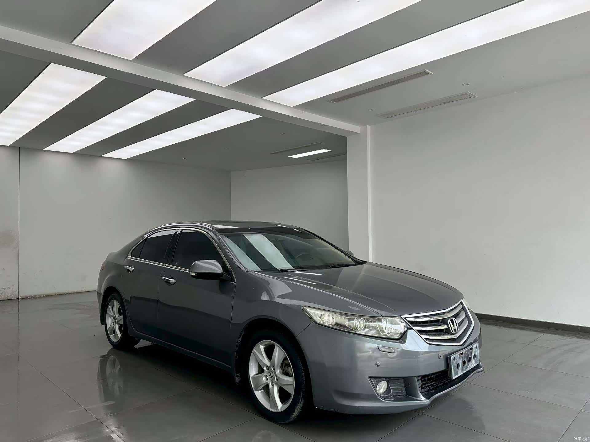 Honda Spirior, 2011 3
