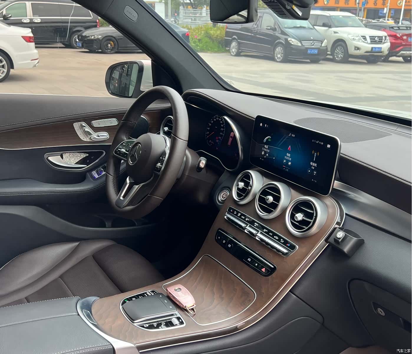 Mercedes-Benz GLC, 2022 15