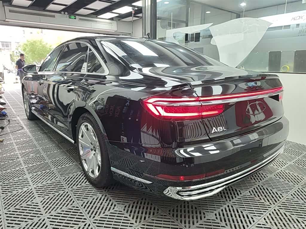 Audi A8L, 2019 все фото