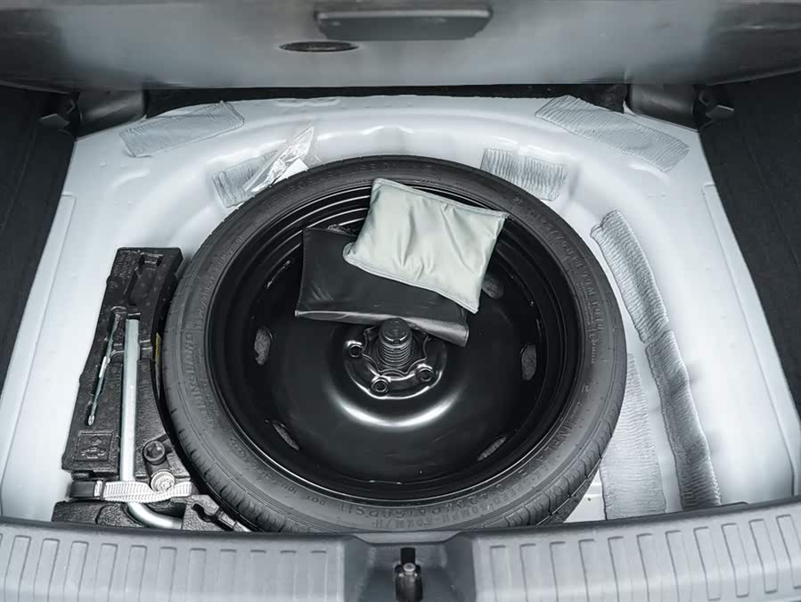 Audi A3 2023, фото 25