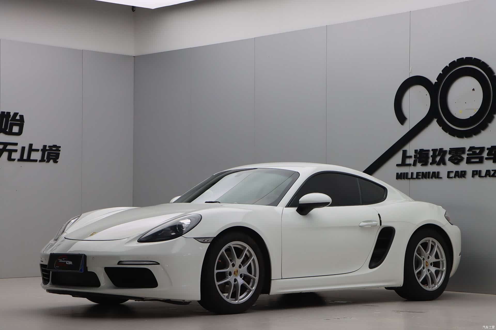 Porsche Cayman, 2018 3