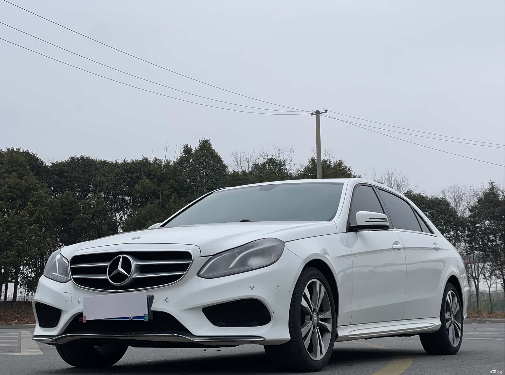 Mercedes-Benz E-Class, 2015 1