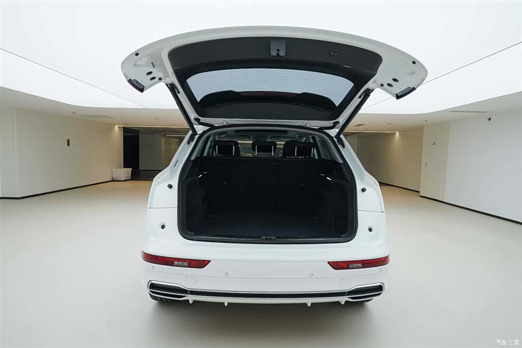 Audi Q5L, 2021 6