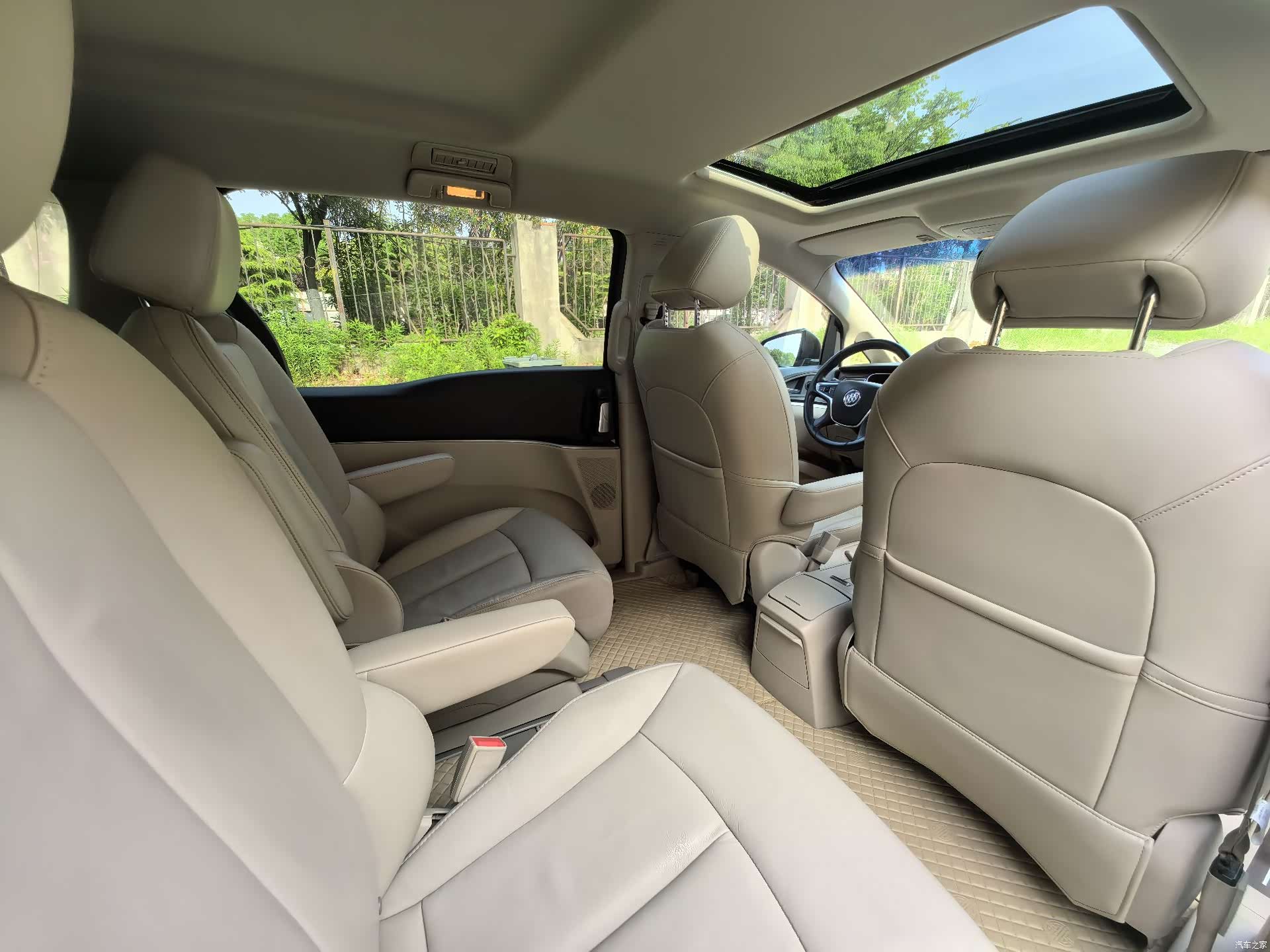 Buick GL8, 2019 24