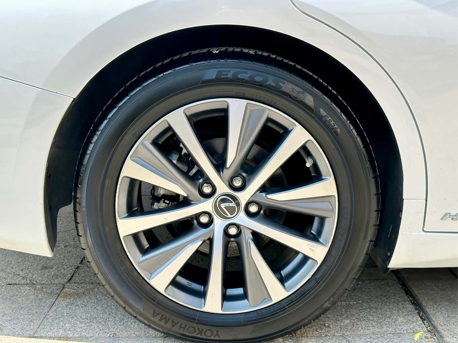 Lexus ES, 2020 15