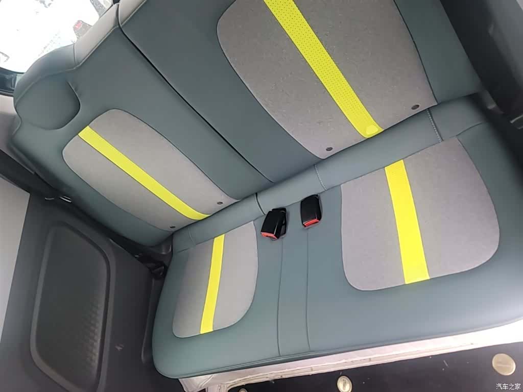 Wuling MINIEV, 2022 17