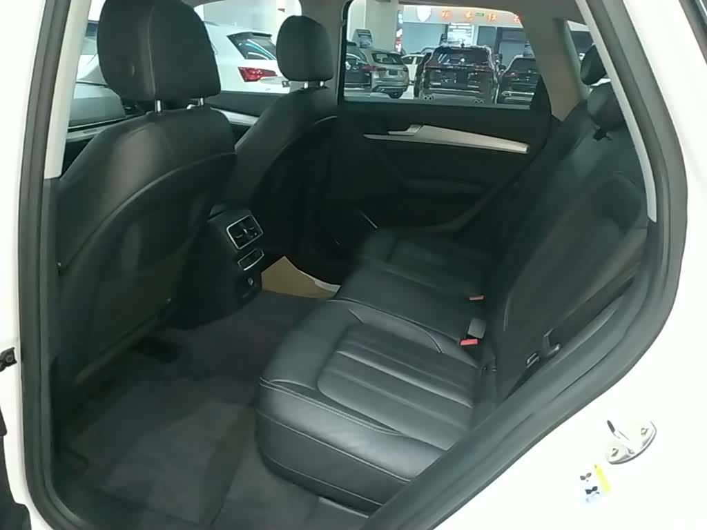 Audi Q5L, 2020 12