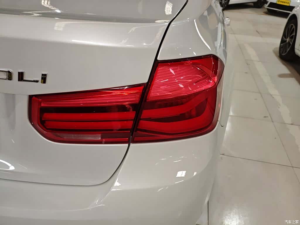 BMW 3 Series, 2016 24
