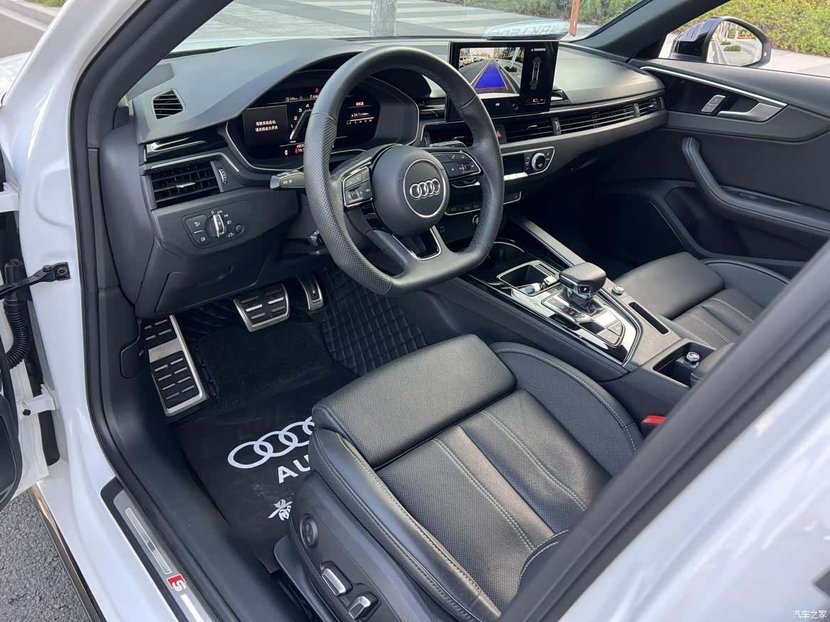 Audi A4L, 2024 все фото