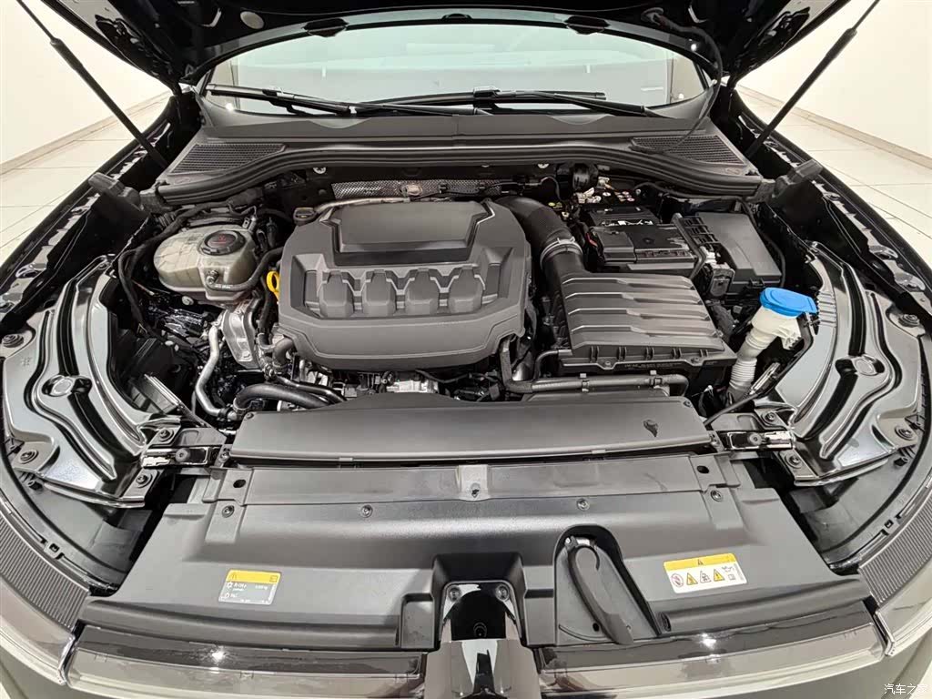 Volkswagen Passat, 2025 18
