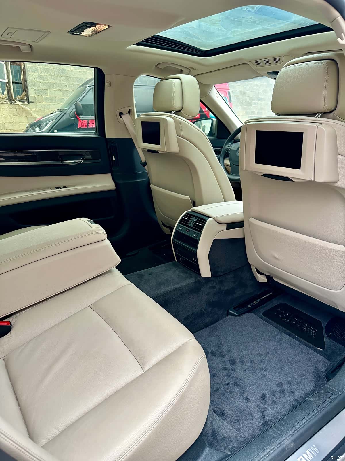 BMW 7 Series, 2010 11