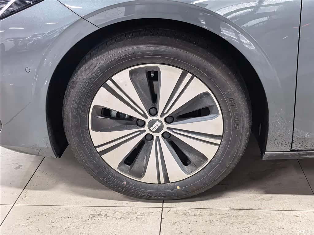 Geely A7, 2025 7