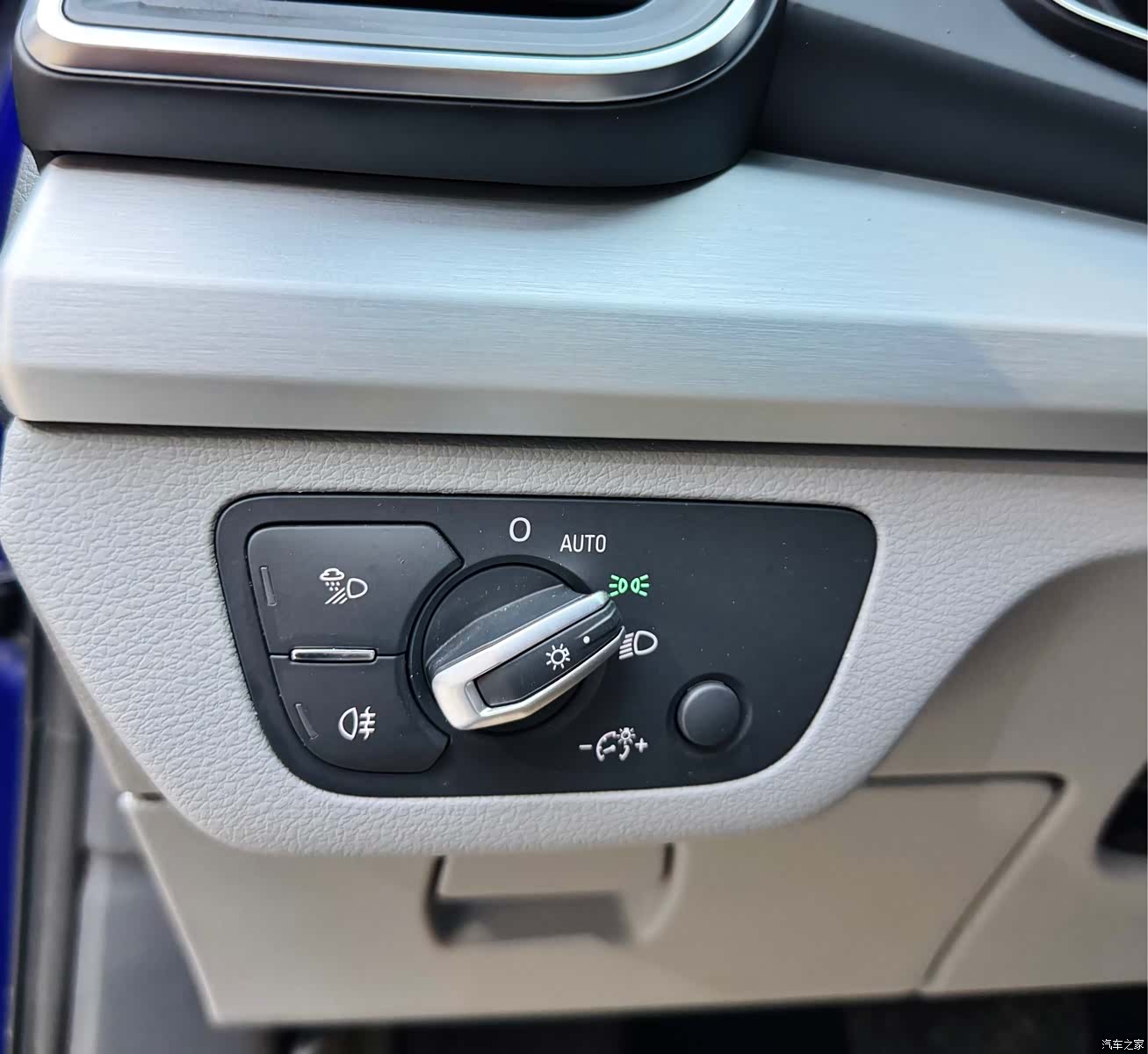 Audi Q5L, 2020 12