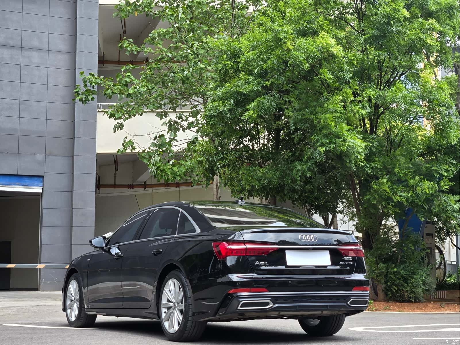 Audi A6L, 2021 15