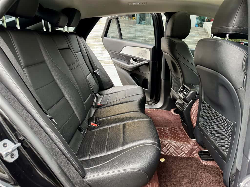 Mercedes-Benz GLE, 2021 13