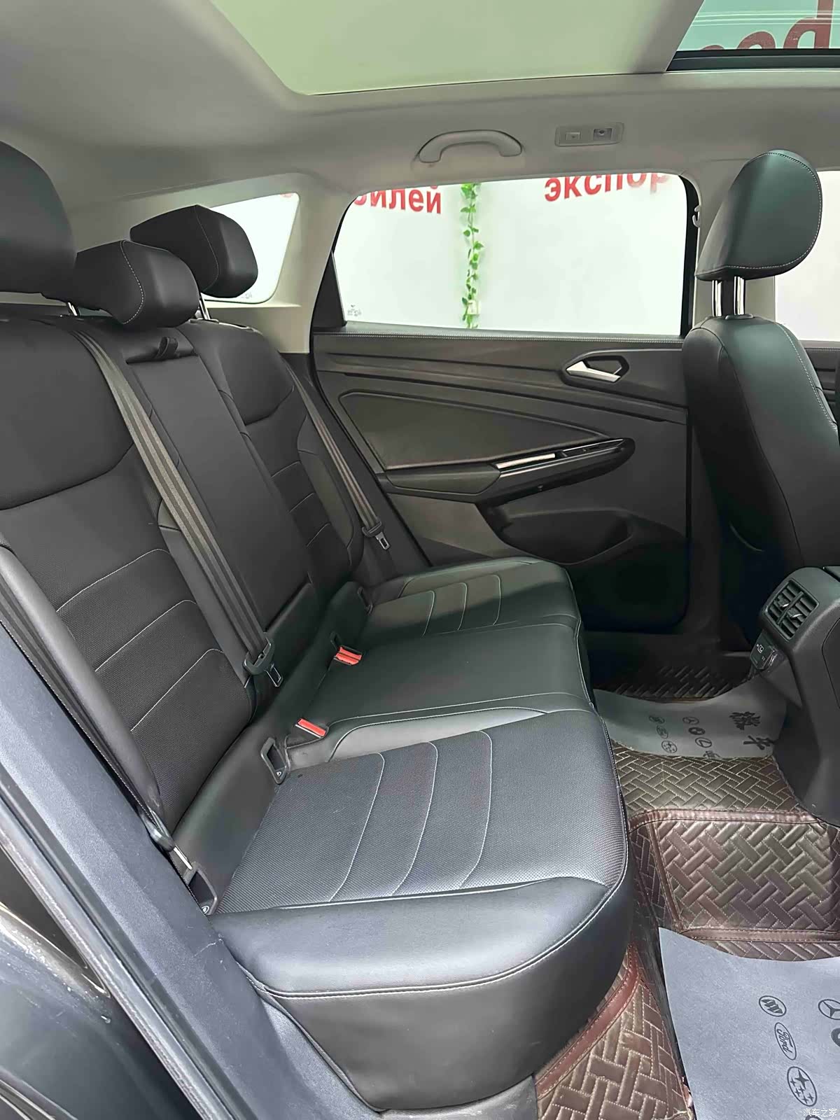 Volkswagen VS7, 2022 11