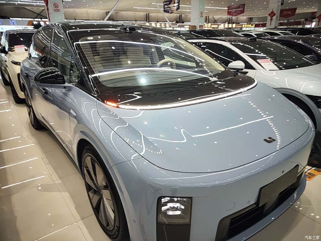 Li Auto i8, 2025 22