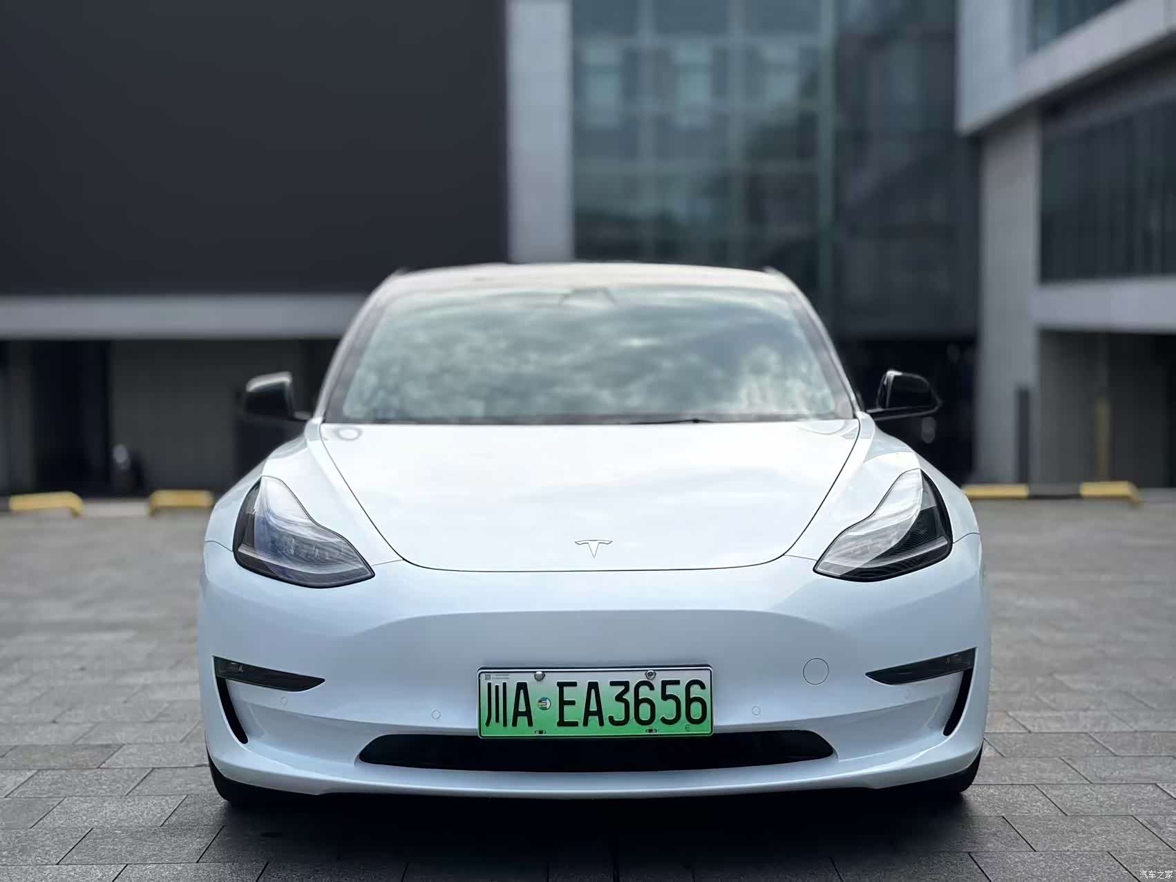 Tesla Model 3, 2021 2
