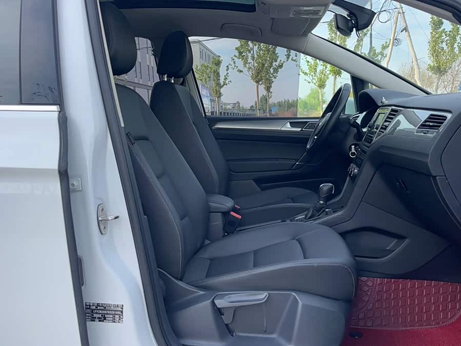 Volkswagen Golf·Jia Lü 2019, фото 16