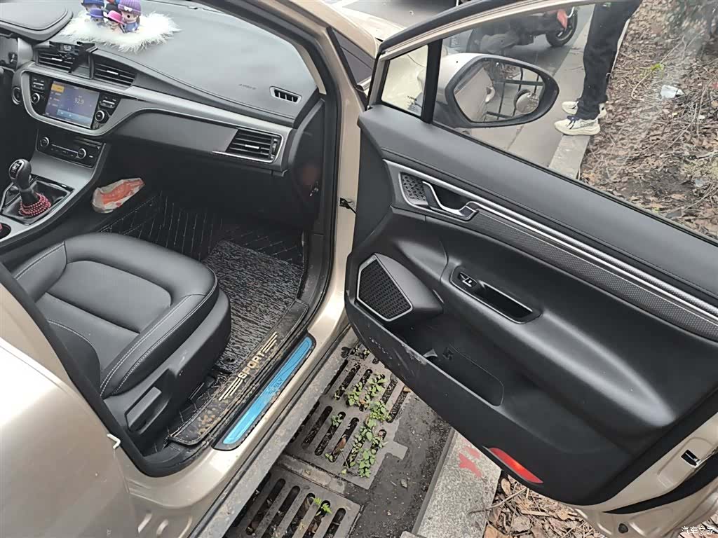 Geely Emgrand, 2017 20