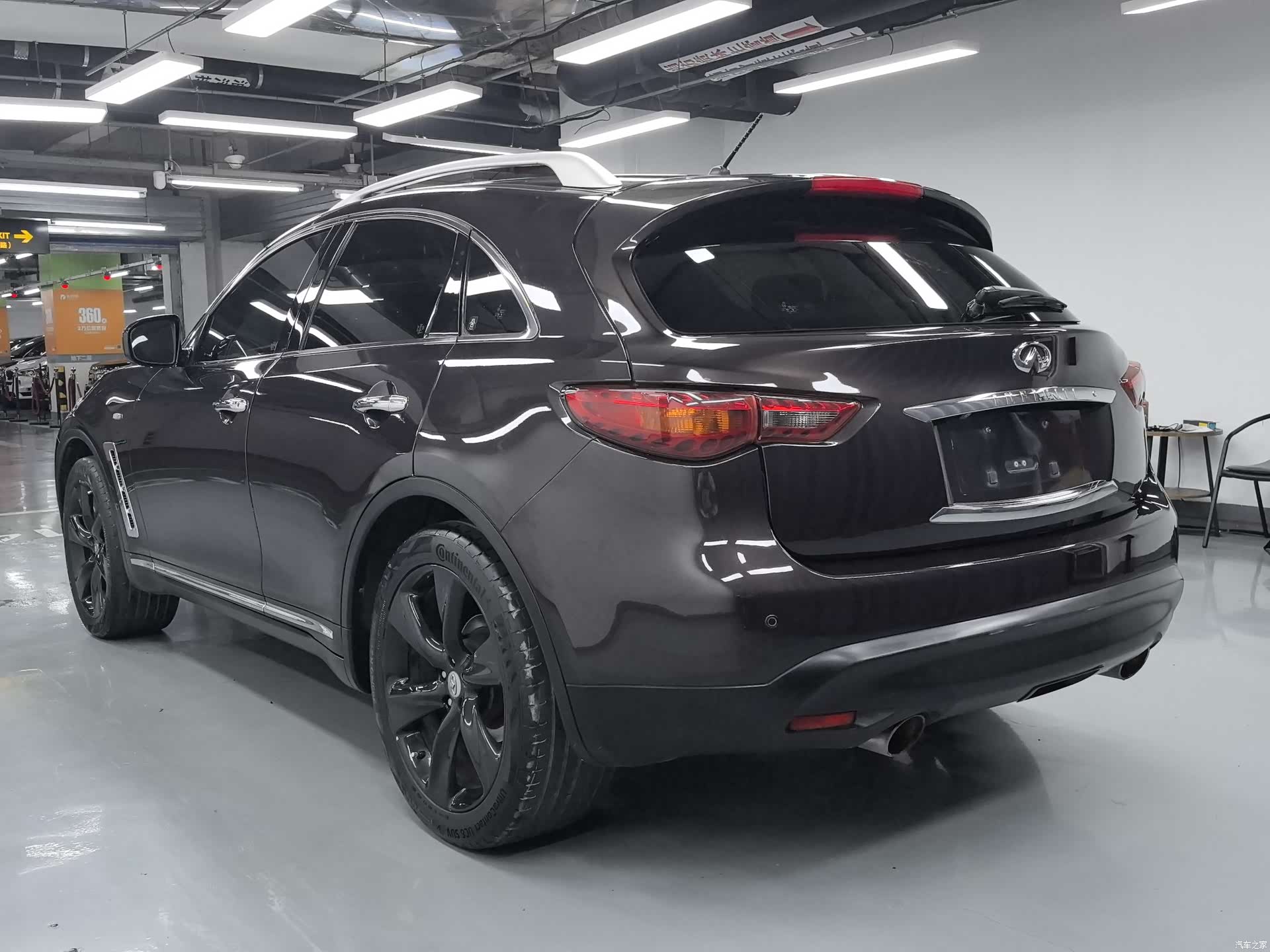 Infiniti FX35, 2012 15