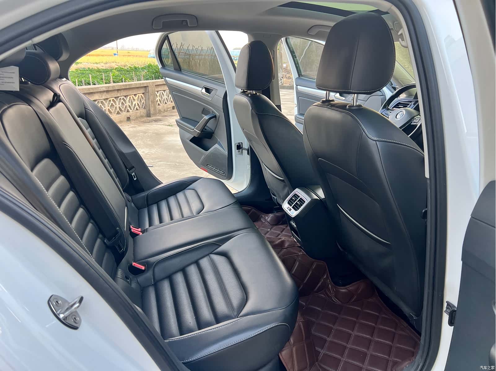 Volkswagen Lamando, 2019 10