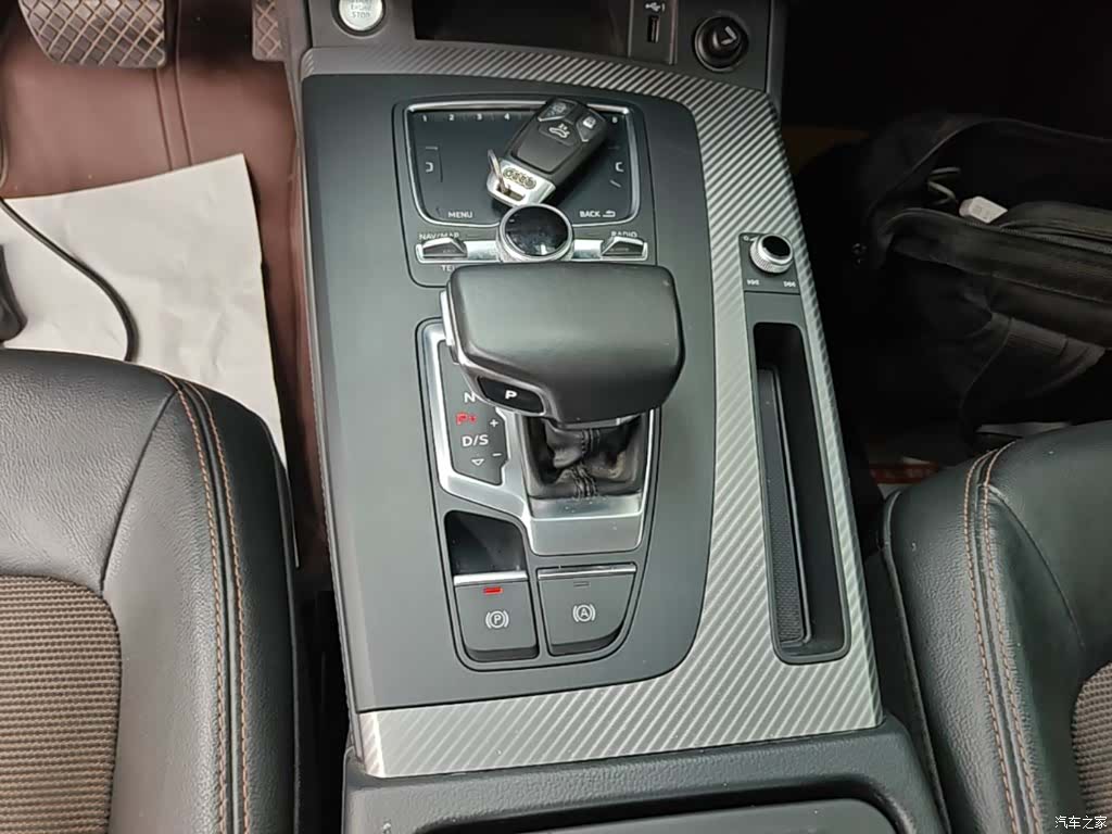 Audi Q5L, 2019 14