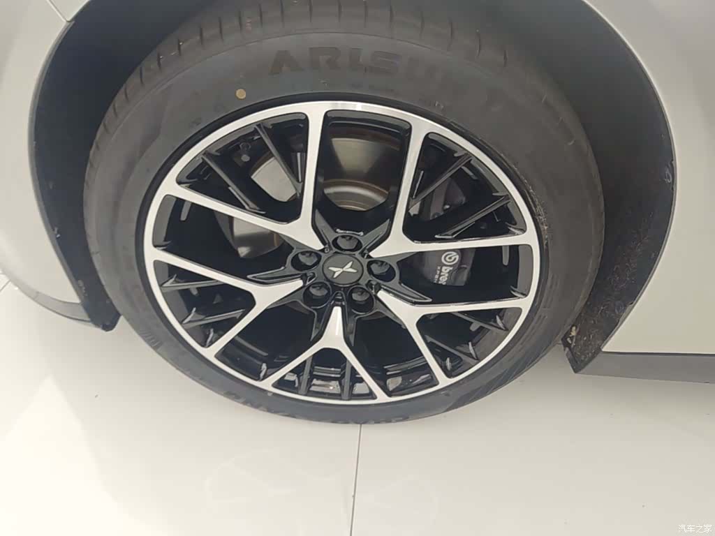 Xpeng P7, 2023 23