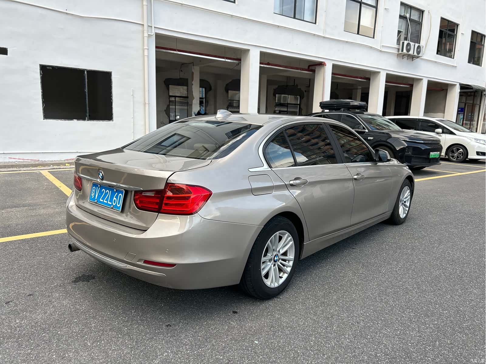 BMW 3 Series, 2015 7