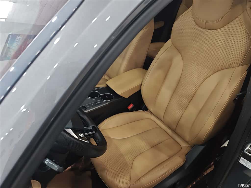 Roewe RX5, 2022 12