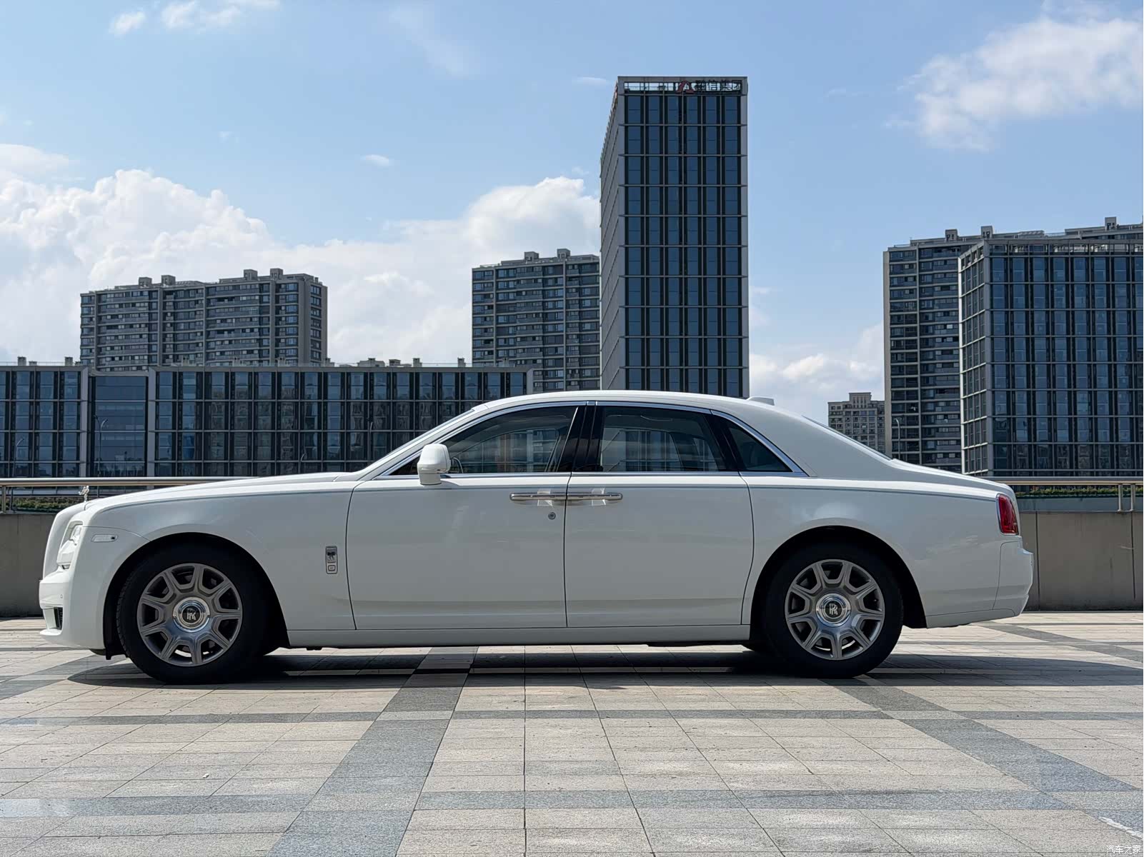 Rolls-Royce Ghost, 2020 4