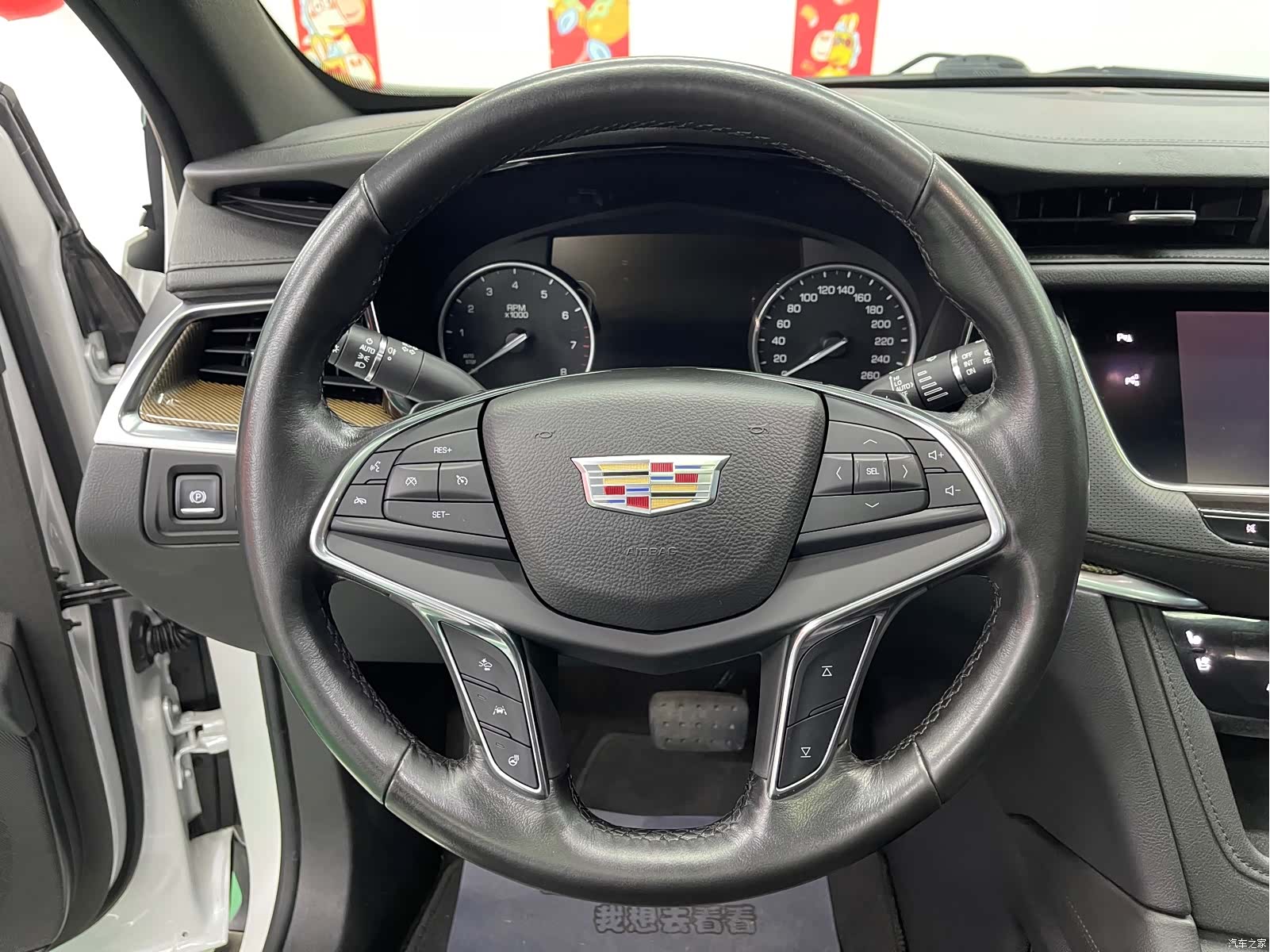 Cadillac XT5, 2017 12