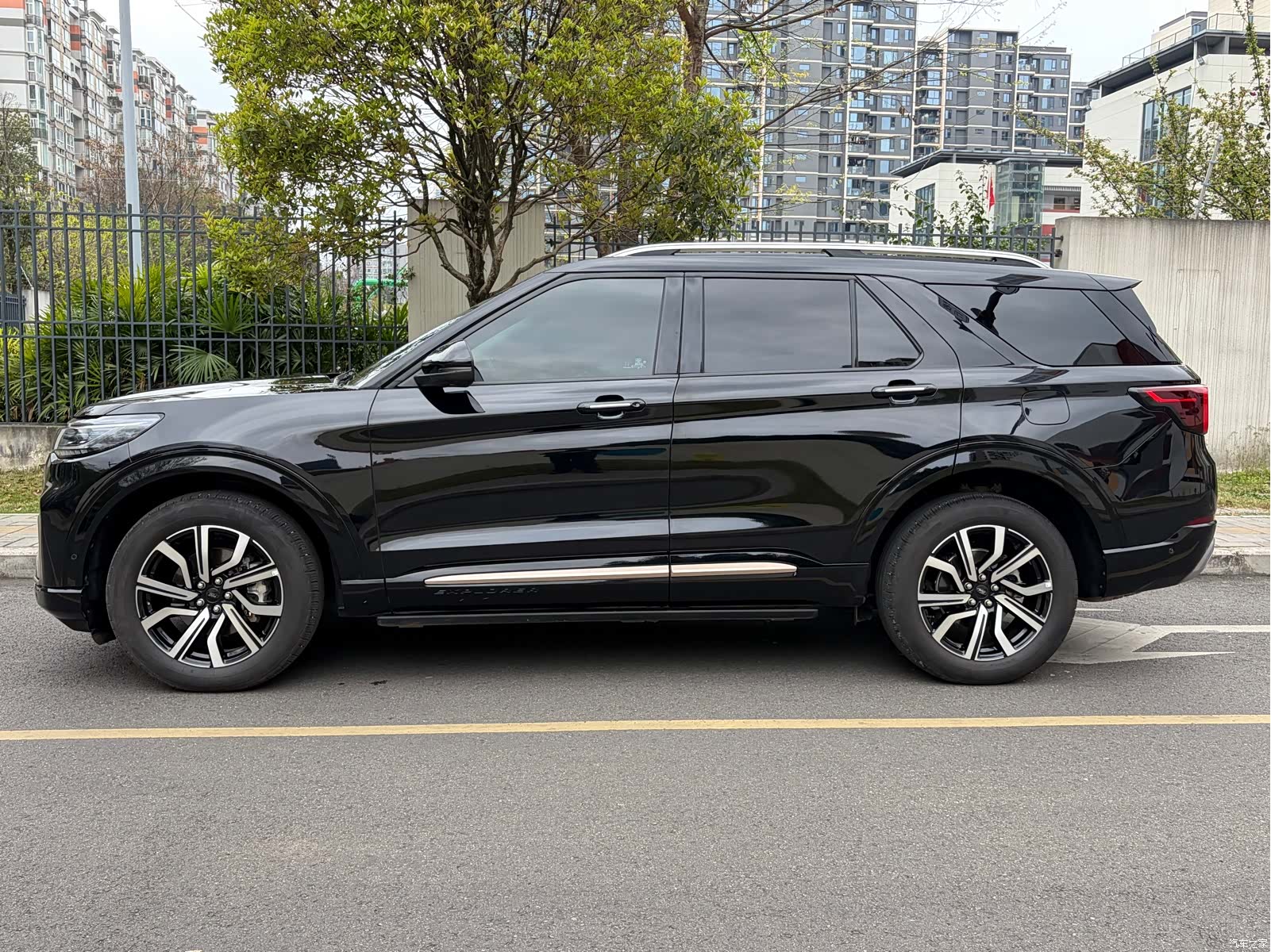 Ford Explorer, 2024 6