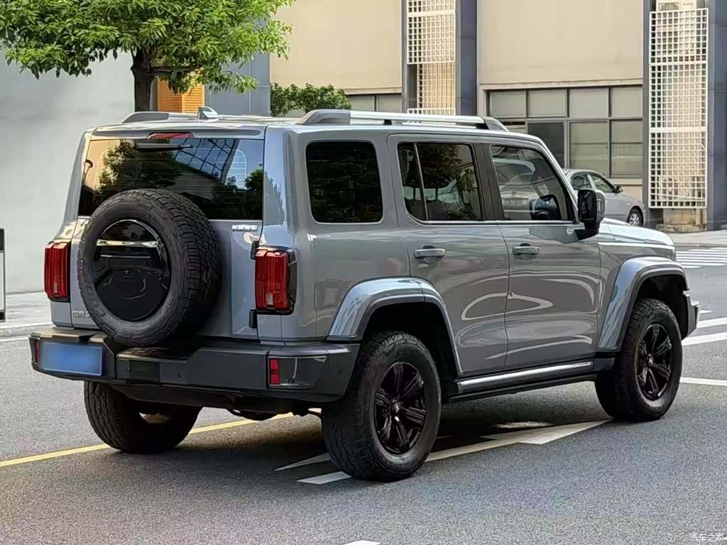 Tank 300, 2022 7