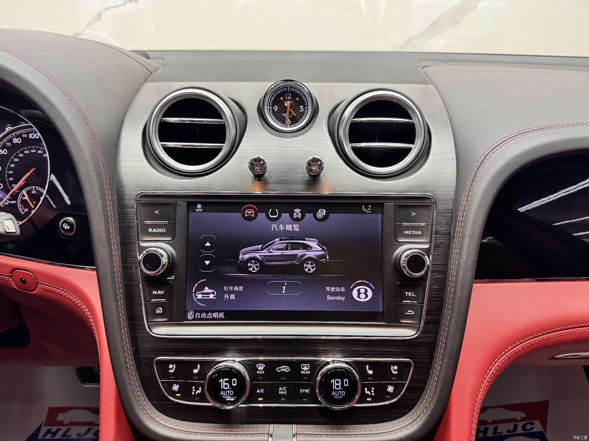 Bentley Bentayga, 2019 13