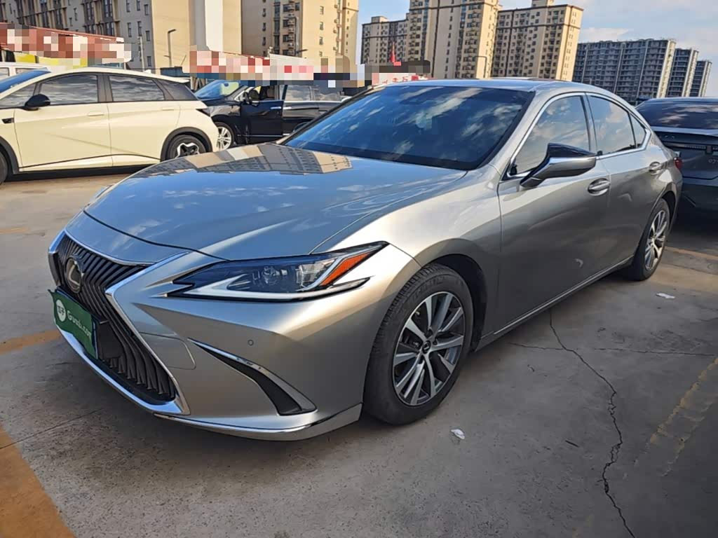Lexus ES 2020 200 Luxury