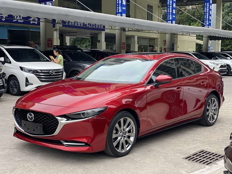 Mazda 3 Angkesaila