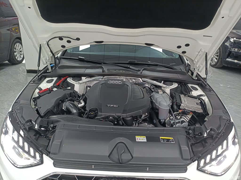 Audi A4L, 2023 10