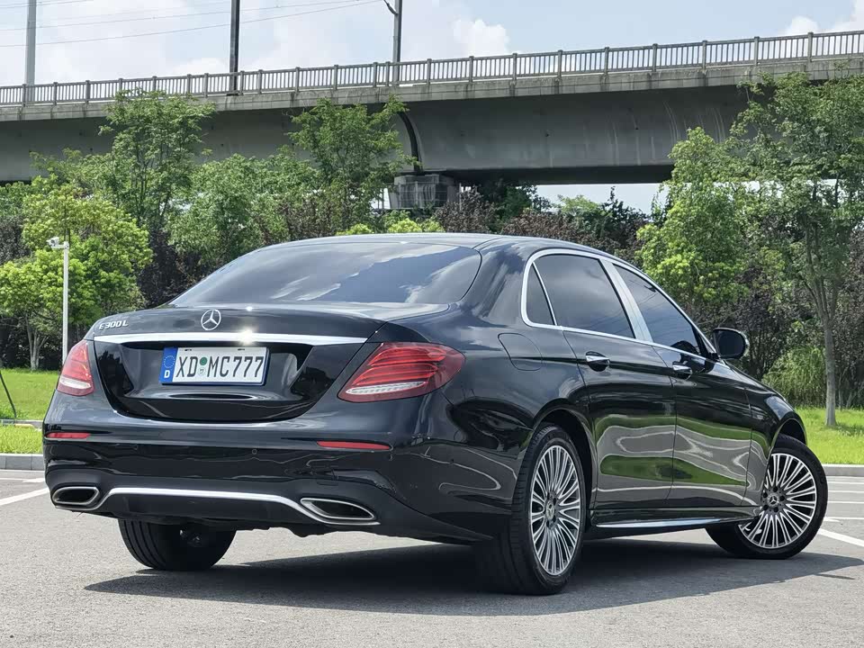 Mercedes-Benz E-class Mercedes-Benz E-class