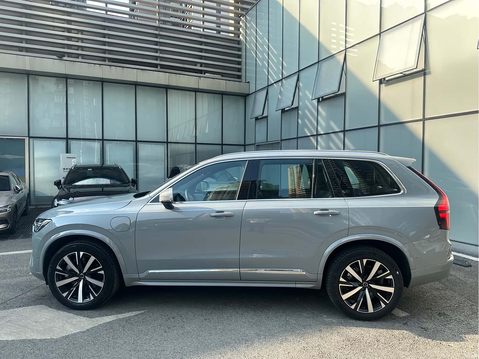 Volvo XC90, 2025 все фото